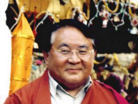 《西藏生死书》作者索甲仁波且恭贺第三世多杰羌佛